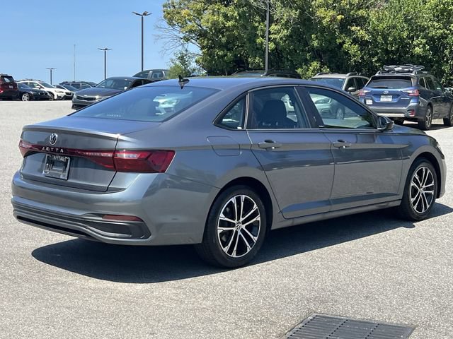 Used 2025 Volkswagen Jetta Sport FWD image 13