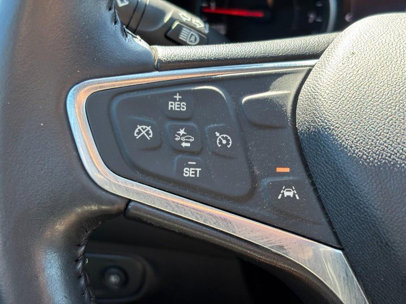 Used 2021 Chevrolet Equinox LT image 17