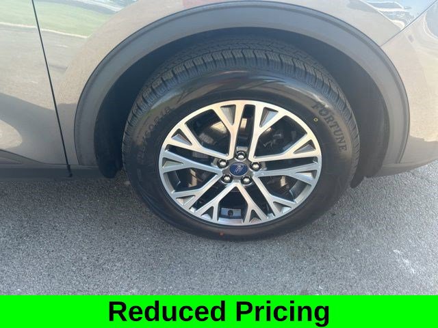 Used 2021 Ford Escape SEL AWD/4WD image 45