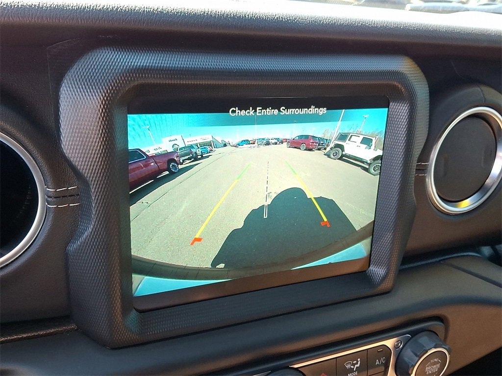 Used 2021 Jeep Wrangler Unlimited Sahara image 18