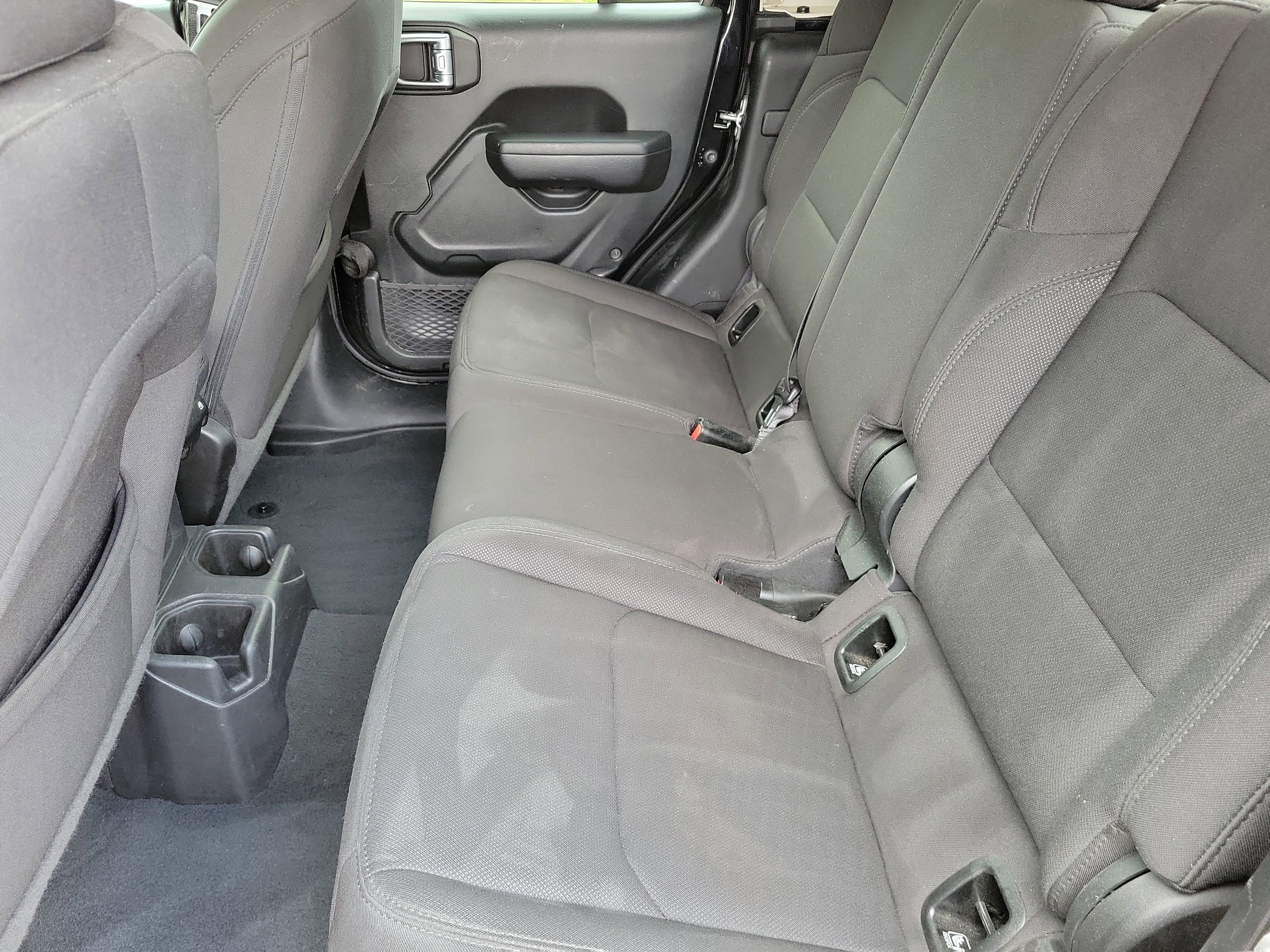 Used 2023 Jeep Gladiator Sport image 11