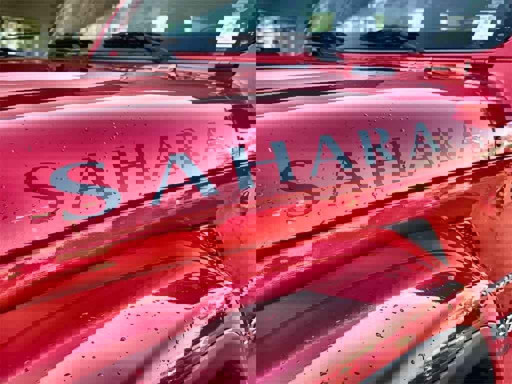 Used 2018 Jeep Wrangler Unlimited Sahara image 7