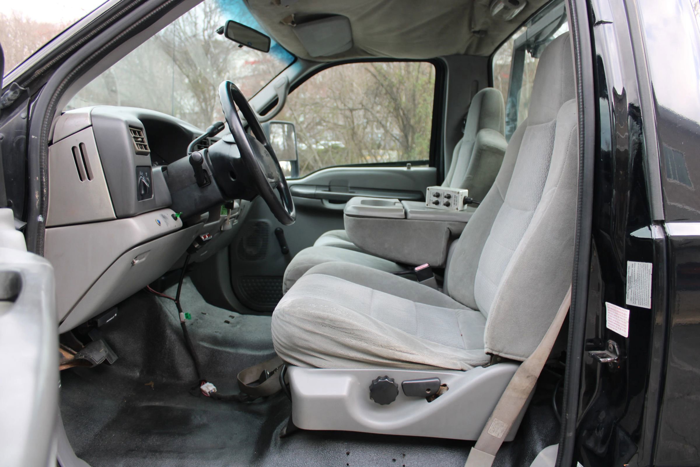 Used 1999 Ford F450 XLT RWD image 13