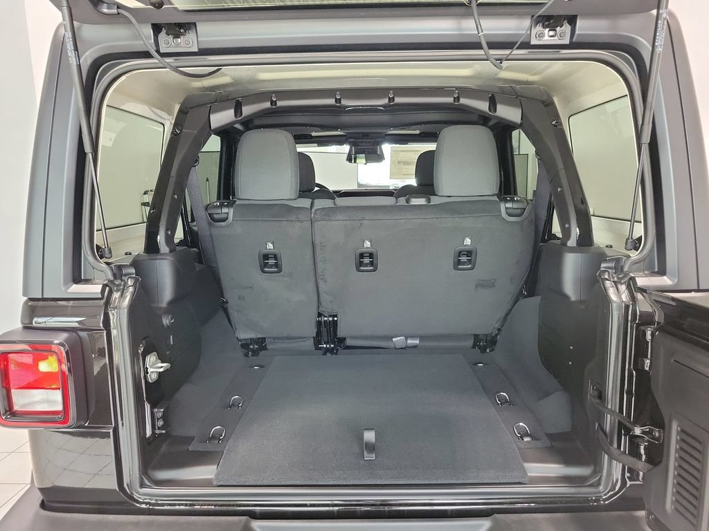 New 2026 Jeep Wrangler Unlimited Sport AWD/4WD image 7