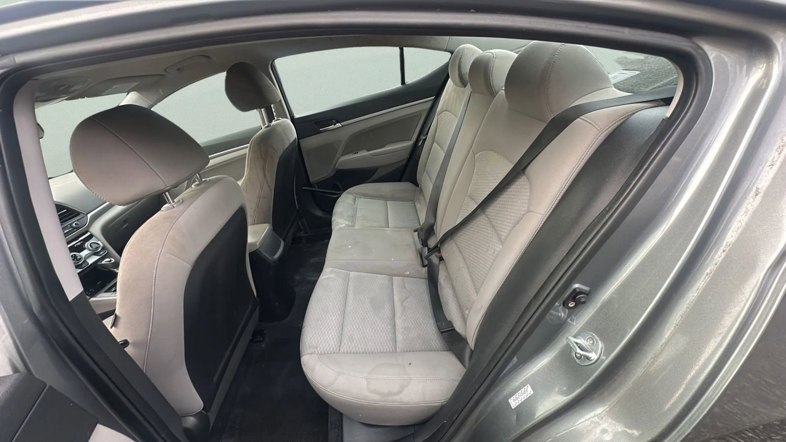 Used 2019 Hyundai Elantra SEL image 18