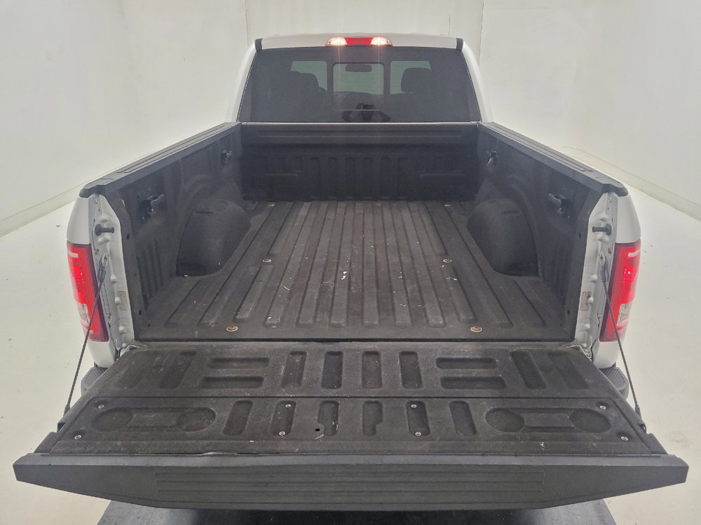 Used 2015 Ford F150 XLT w/ Equipment Group 302A Luxury AWD/4WD image 29