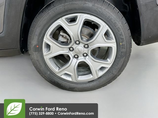 Used 2020 Jeep Renegade Limited image 30