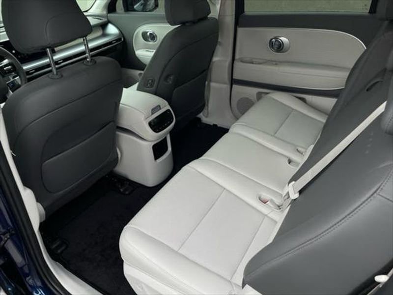 New 2026 Hyundai Ioniq 9 SEL image 16