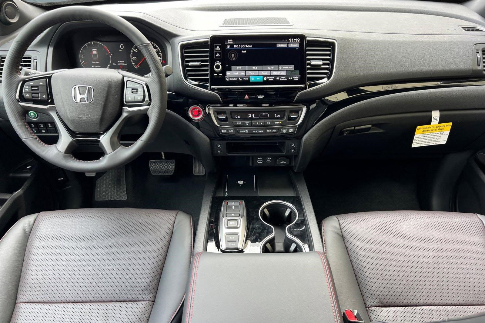 New 2026 Honda Ridgeline Black Edition image 4