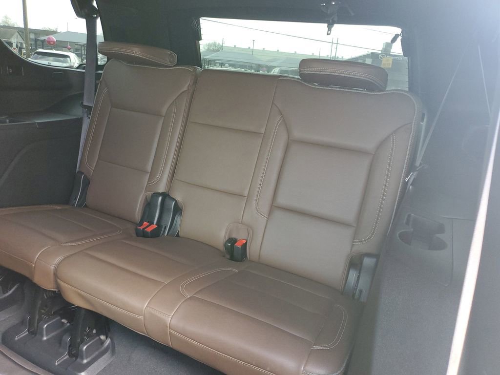 Used 2023 Chevrolet Tahoe High Country w/ Premium Package 2 image 5