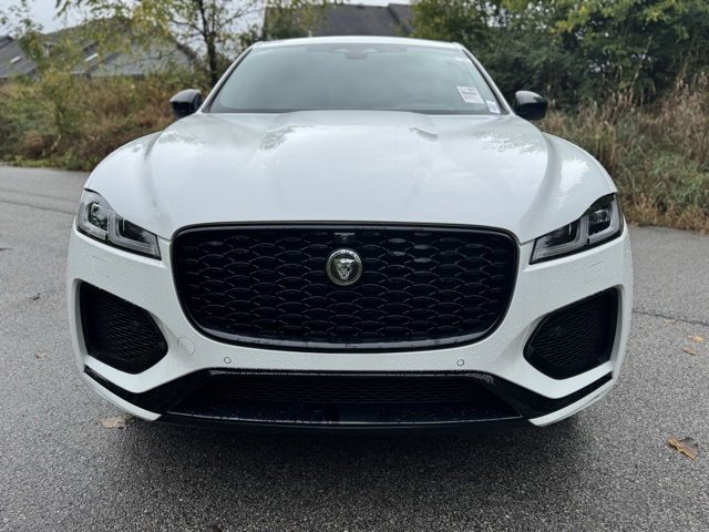 New 2026 Jaguar F-PACE R-Dynamic S image 3