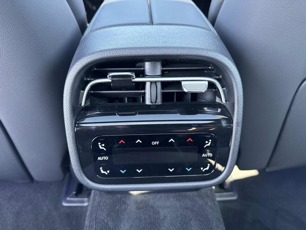 New 2026 Mercedes-Benz E 53 AMG e 4MATIC Sedan image 13