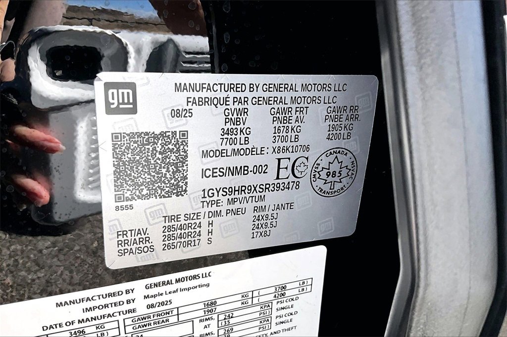 Certified 2025 Cadillac Escalade V image 36