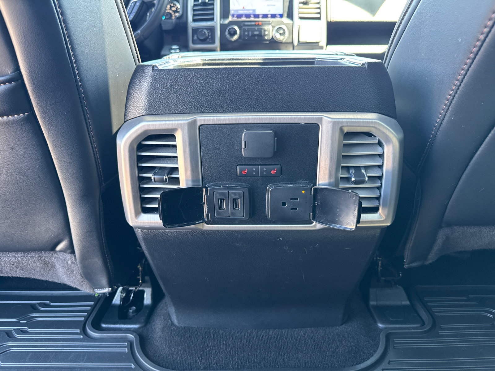 Used 2020 Ford F150 Platinum w/ Equipment Group 701A Luxury AWD/4WD image 7