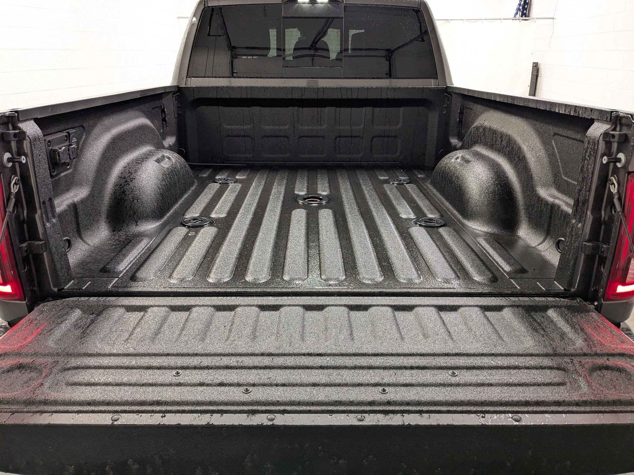 Used 2026 RAM 3500 Longhorn AWD/4WD image 25