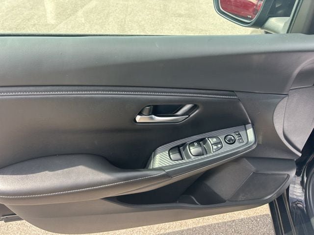 Used 2023 Nissan Sentra SV FWD image 18