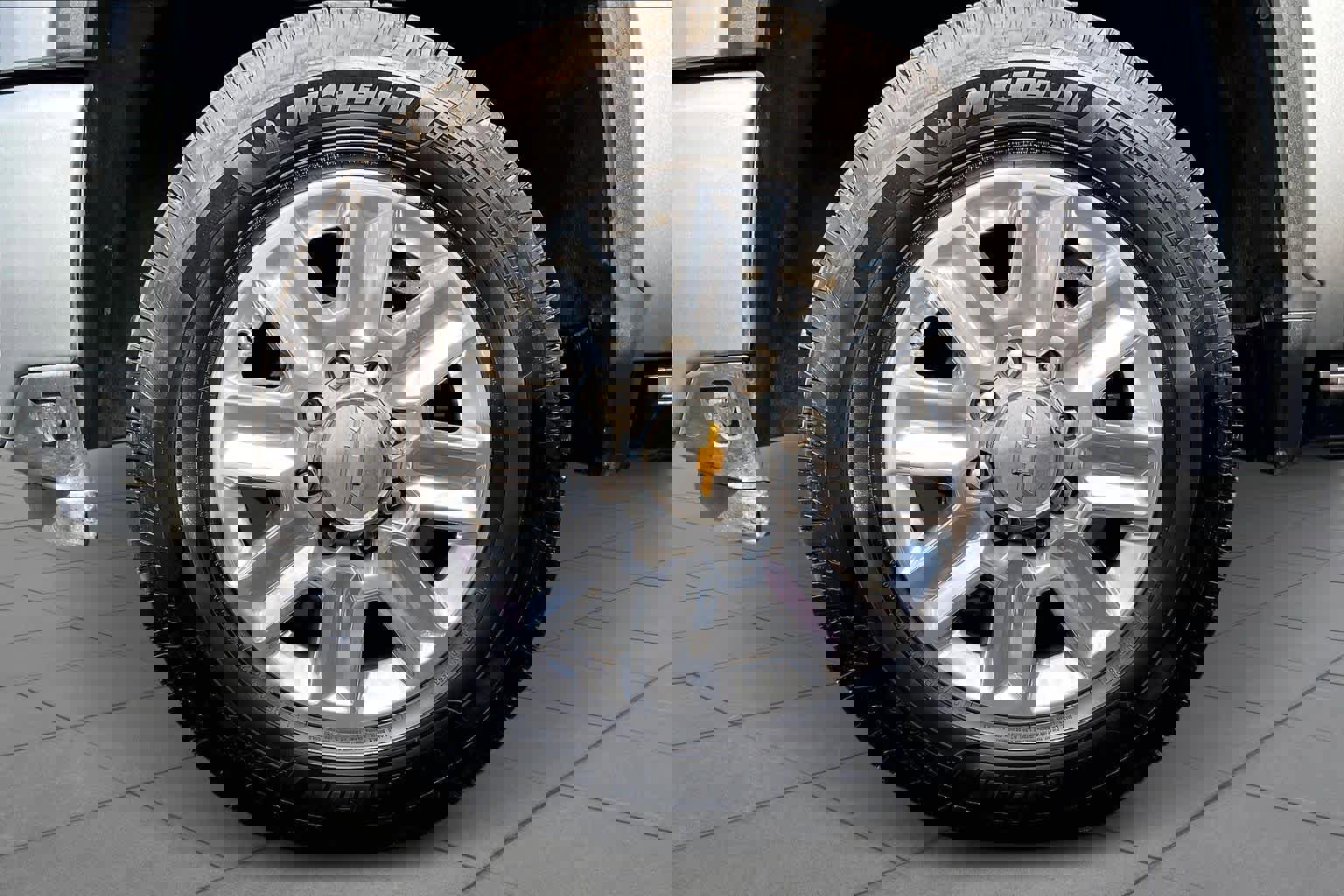 Certified 2024 Chevrolet Silverado 2500 High Country w/ Technology Package image 9