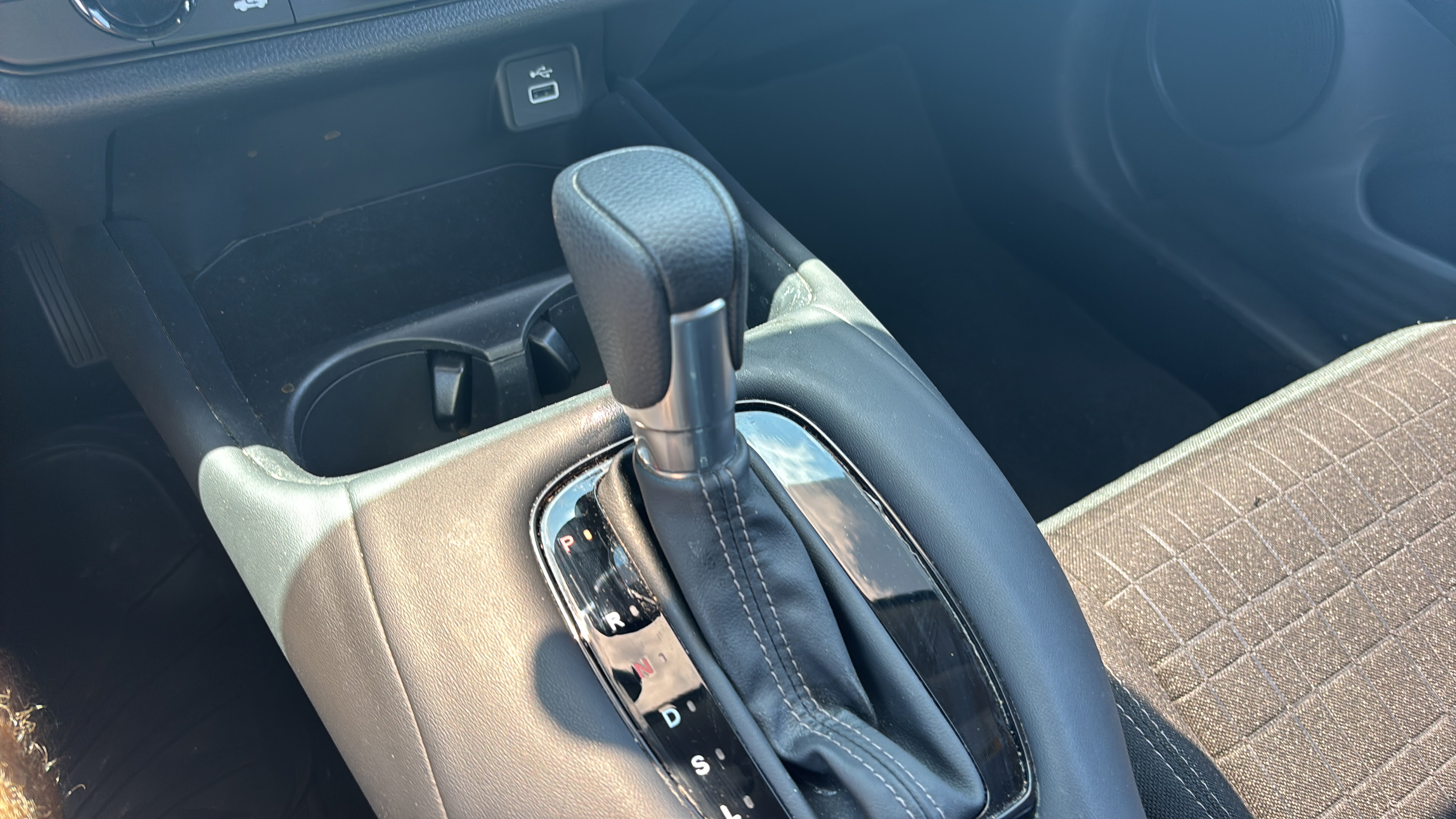 Certified 2024 Honda HR-V LX image 19