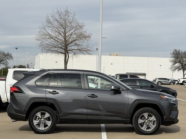 Used 2025 Toyota RAV4 XLE image 3