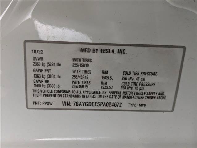 Used 2023 Tesla Model Y Long Range AWD/4WD image 26