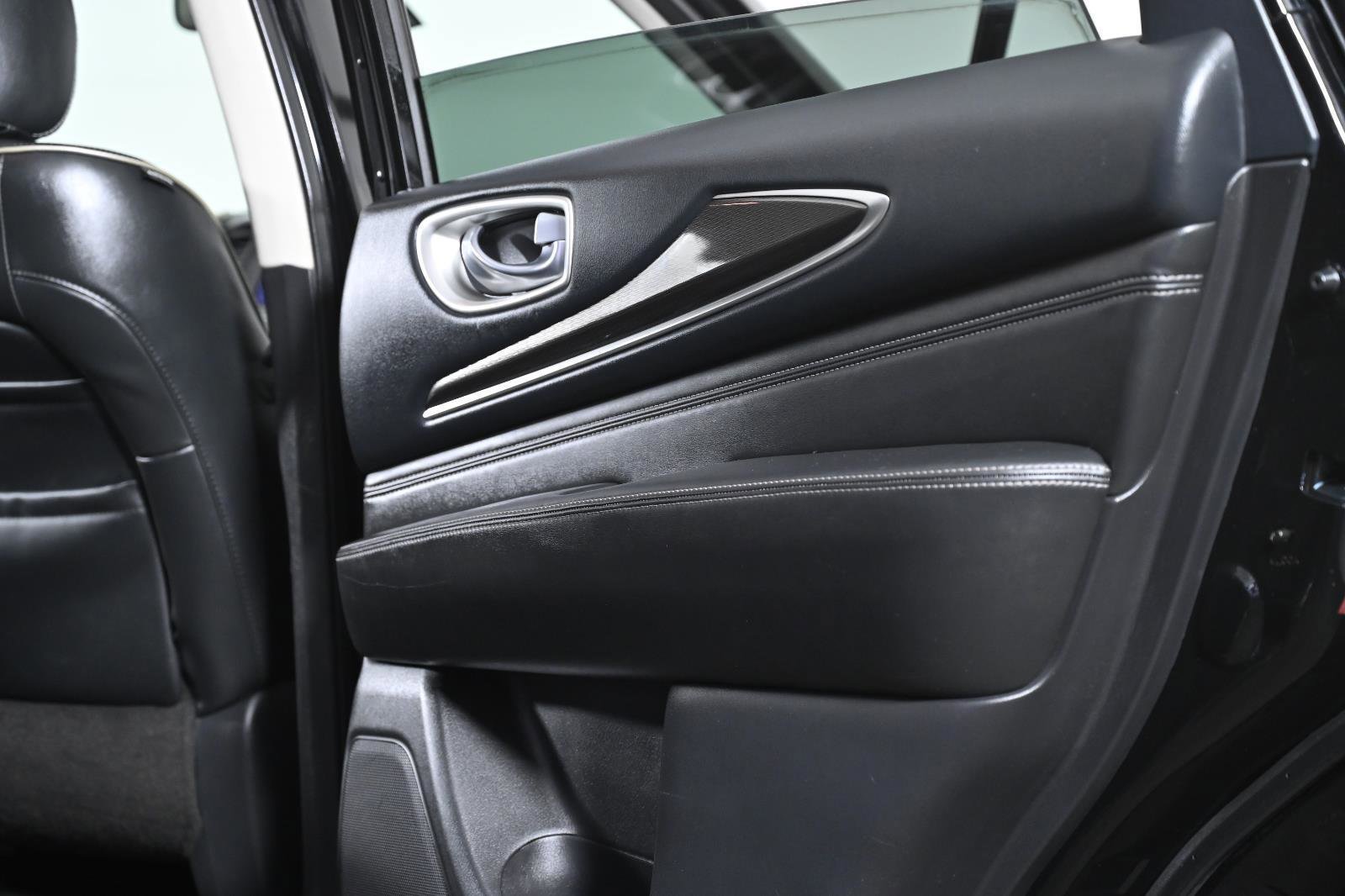 Used 2019 INFINITI QX60 Pure image 29