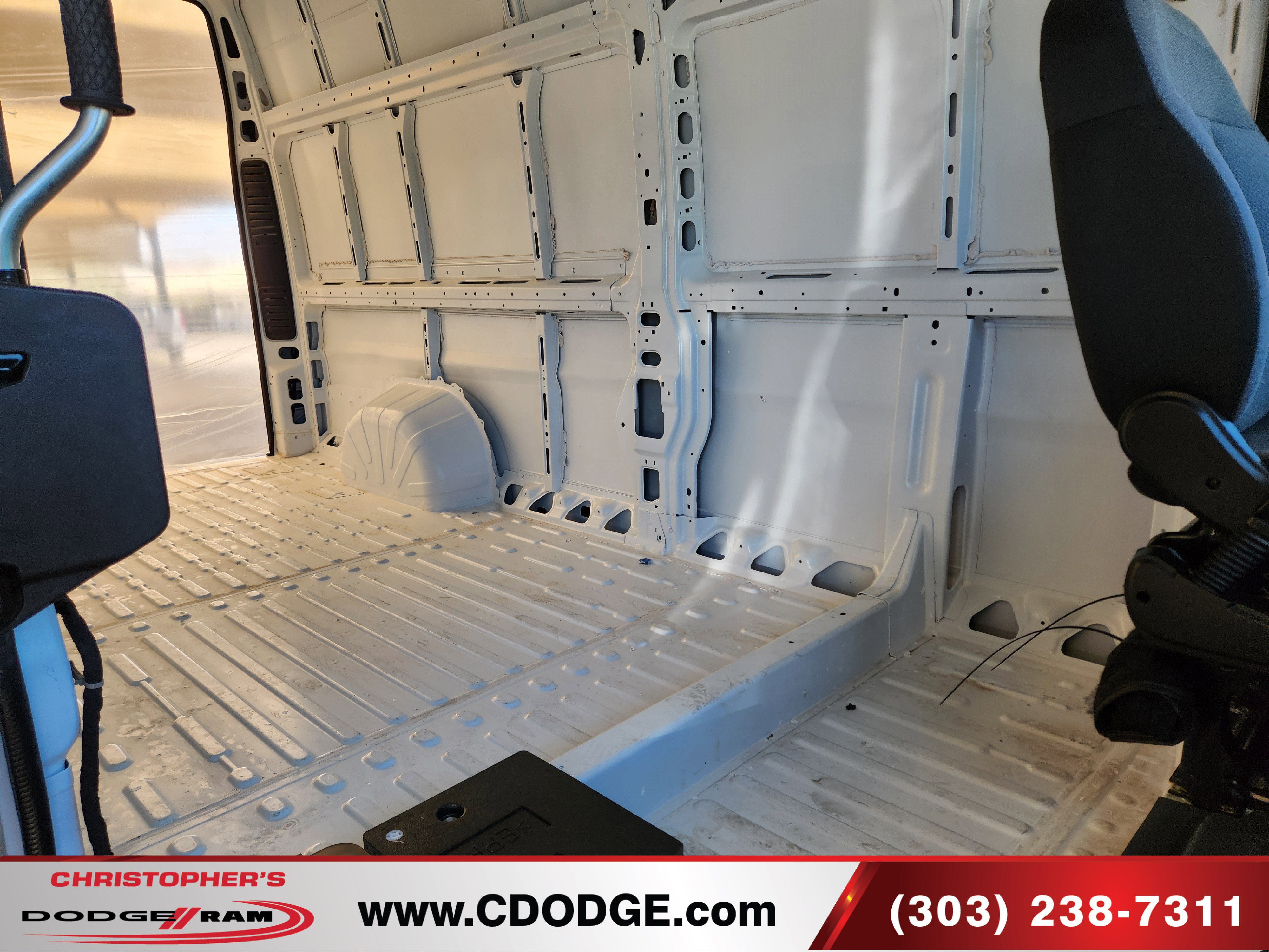 Used 2024 RAM ProMaster 3500 w/ Delivery Van Package FWD image 19
