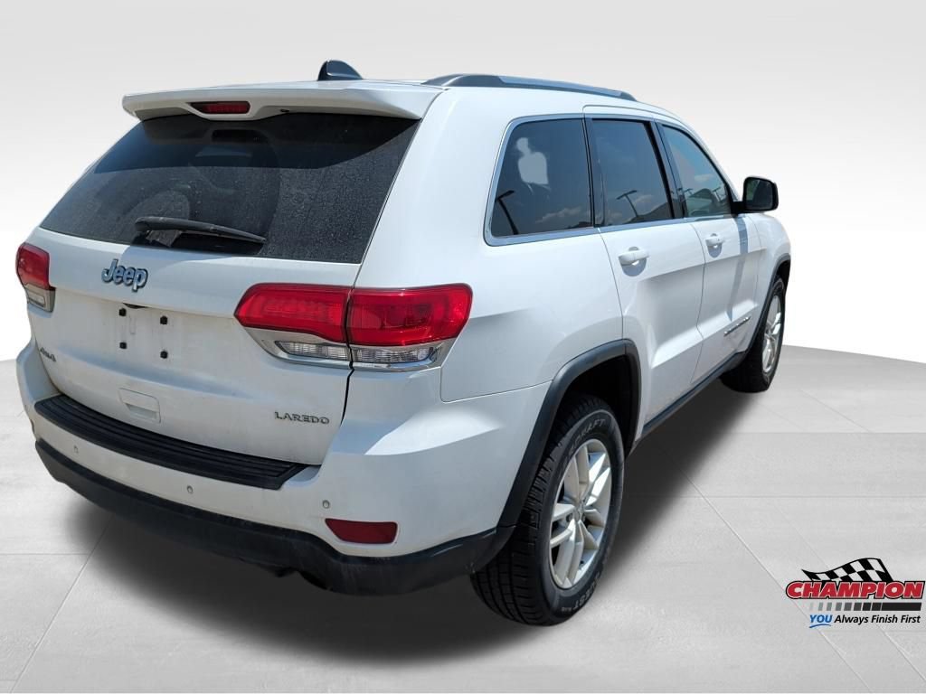 Used 2017 Jeep Grand Cherokee Laredo w/ Quick Order Package 23E AWD/4WD image 5