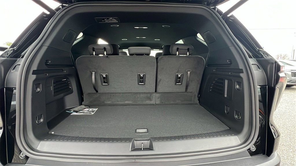 New 2026 Chevrolet Traverse LT image 10