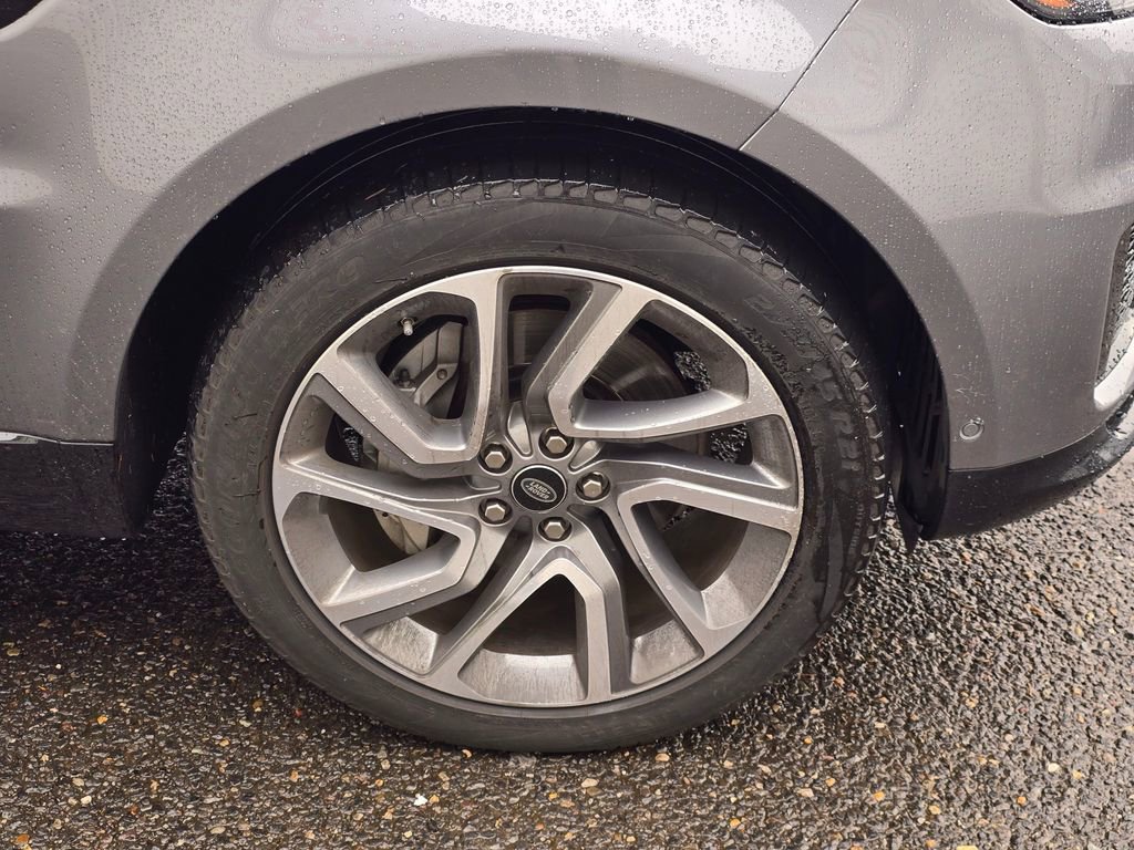 Used 2021 Land Rover Range Rover Sport HSE Silver Edition image 9