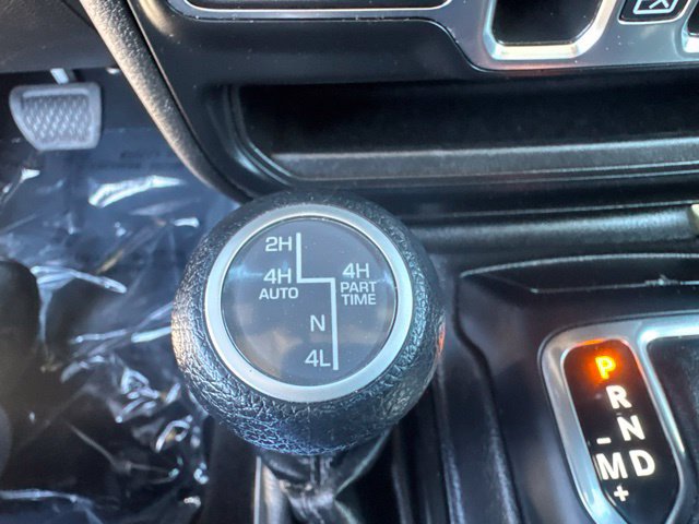 Used 2024 Jeep Wrangler Unlimited AWD/4WD image 26