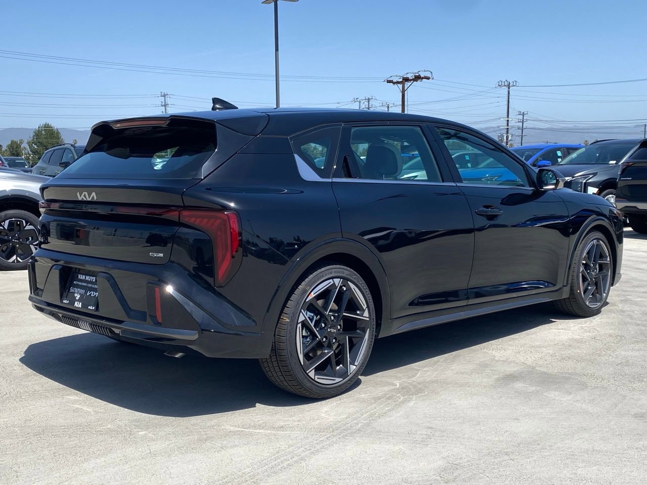 New 2026 Kia K4 GT-Line FWD image 2