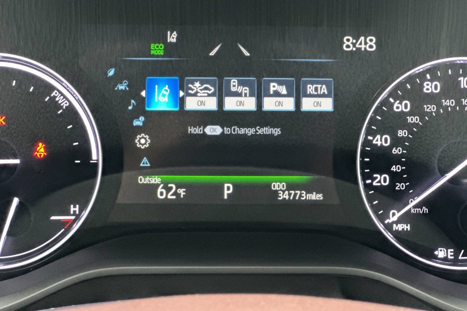 Used 2023 Toyota Sienna Platinum FWD image 36