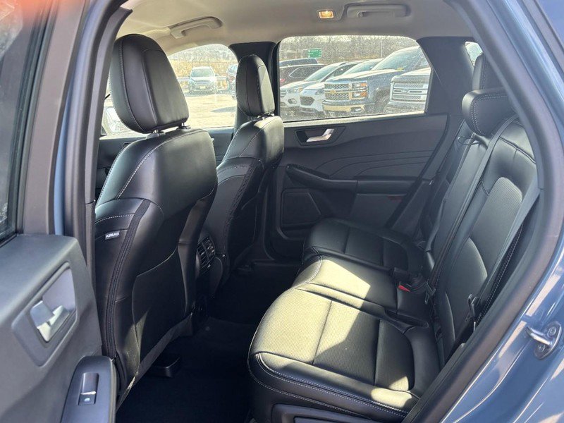 Used 2023 Ford Escape Platinum image 12