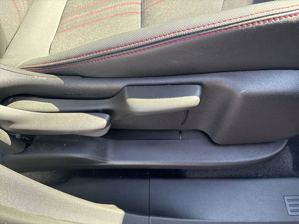 Used 2023 Chevrolet Equinox RS FWD image 39