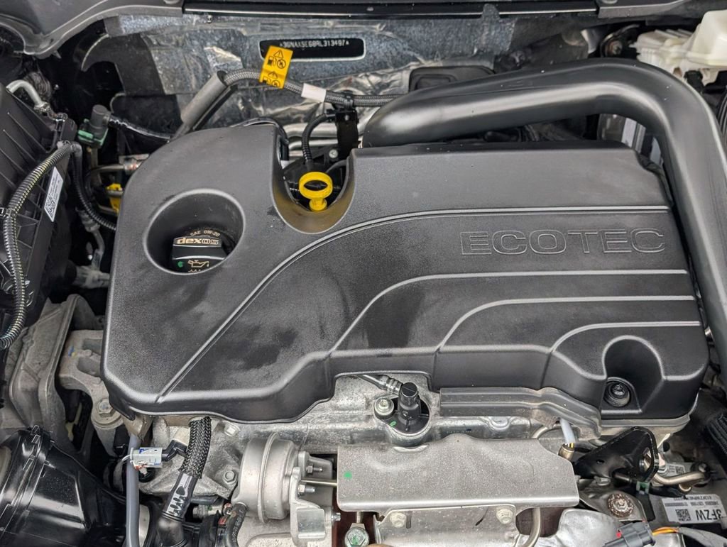 Used 2024 Chevrolet Equinox LS image 50