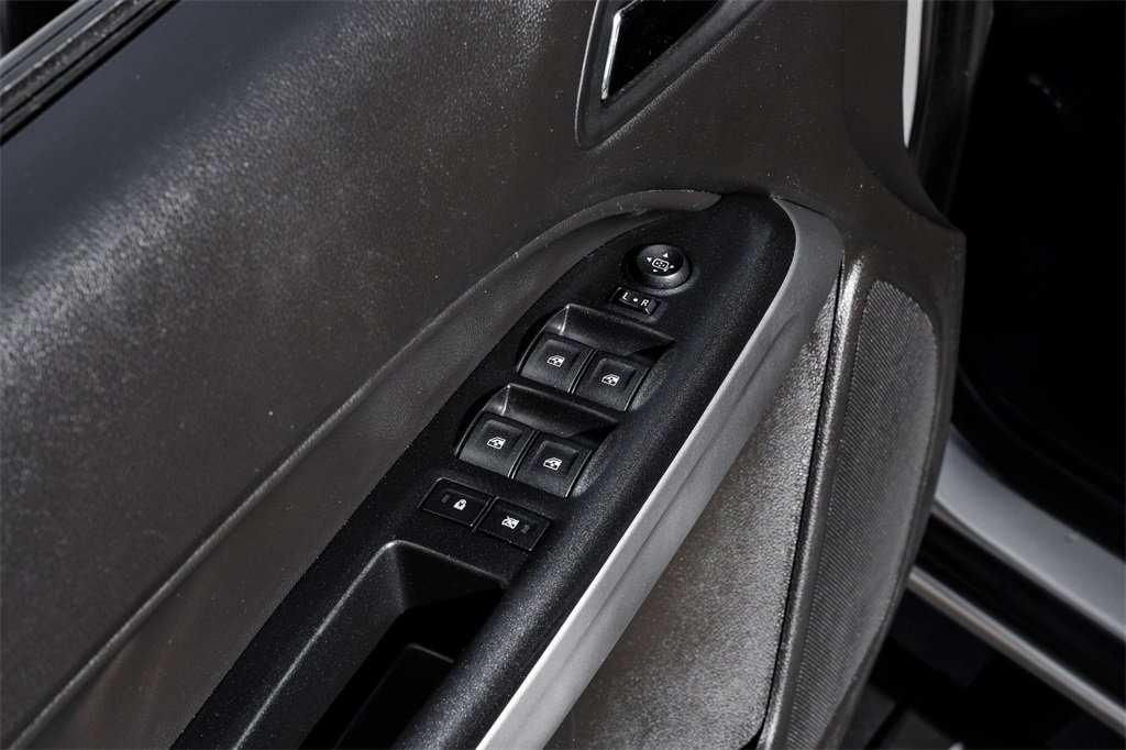 Used 2016 Chevrolet Colorado LT w/ LT Convenience Package image 42