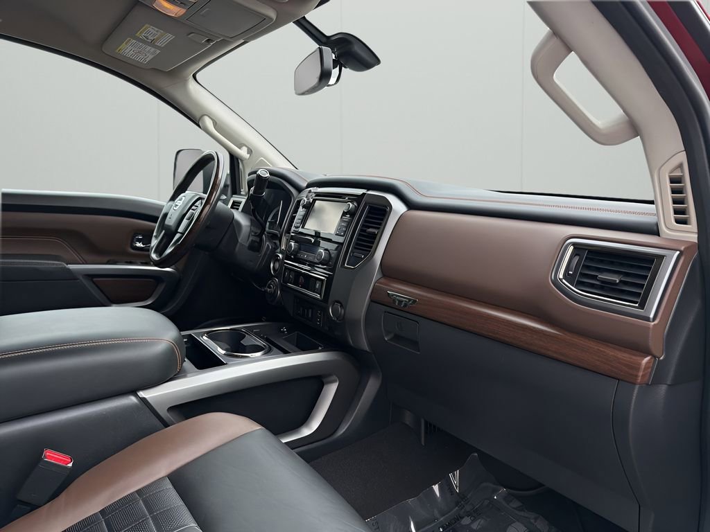 Used 2016 Nissan Titan Platinum Reserve image 18