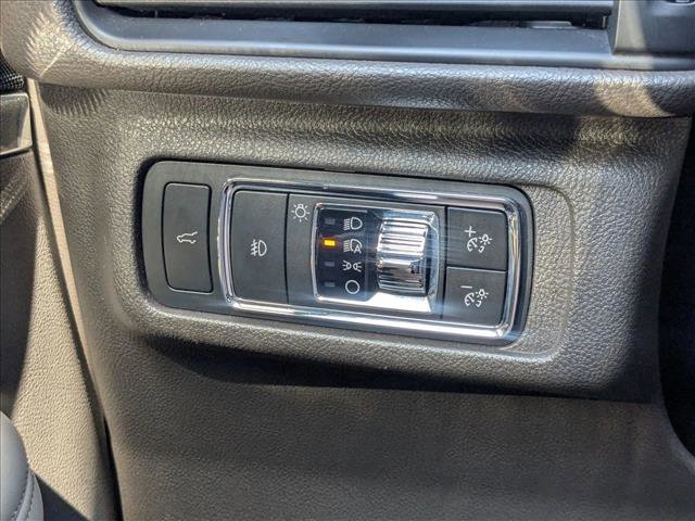 Used 2021 Lincoln Corsair Reserve w/ Equipment Group 201A image 12