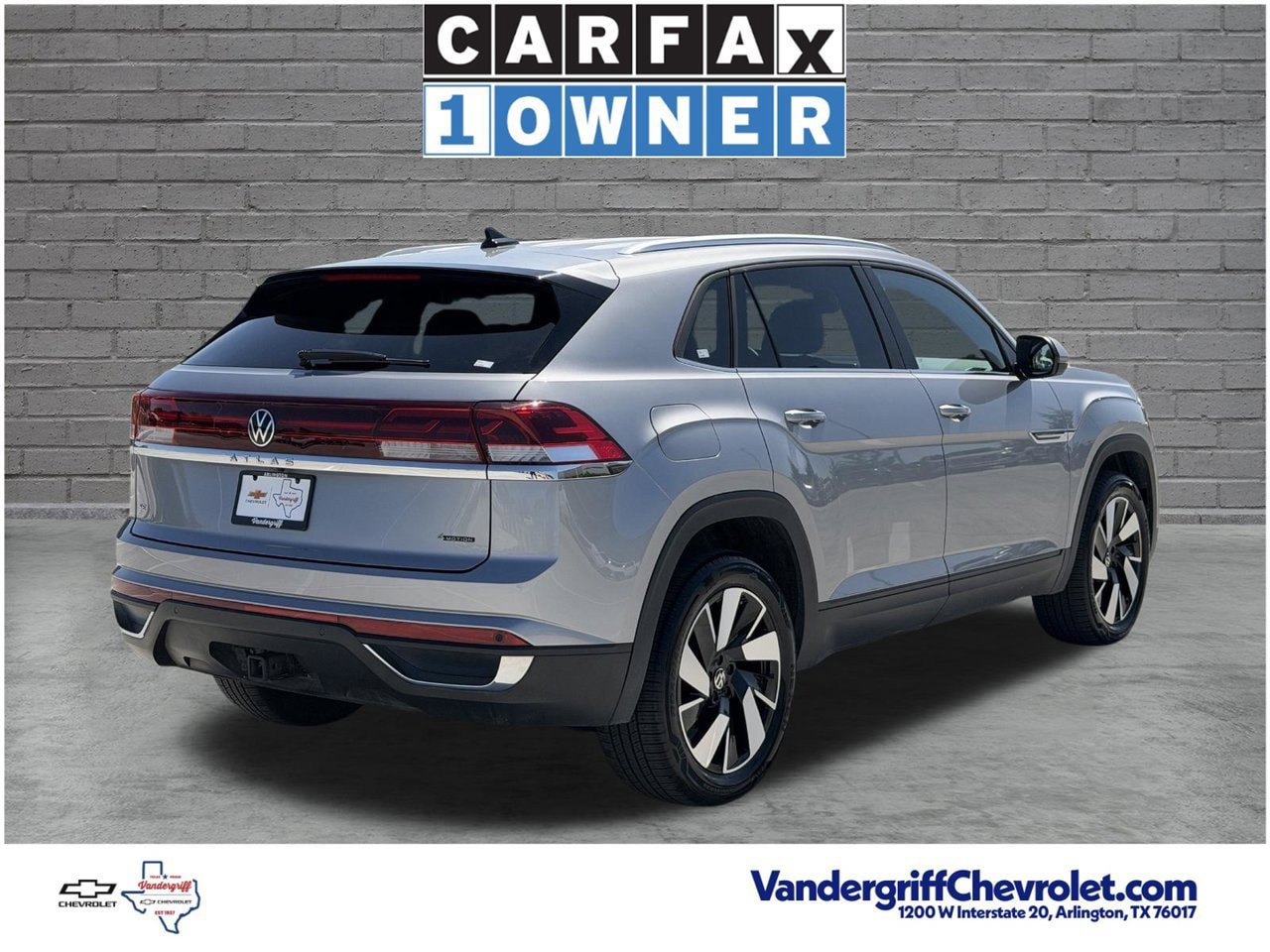 Used 2026 Volkswagen Atlas Cross Sport SE AWD/4WD image 4