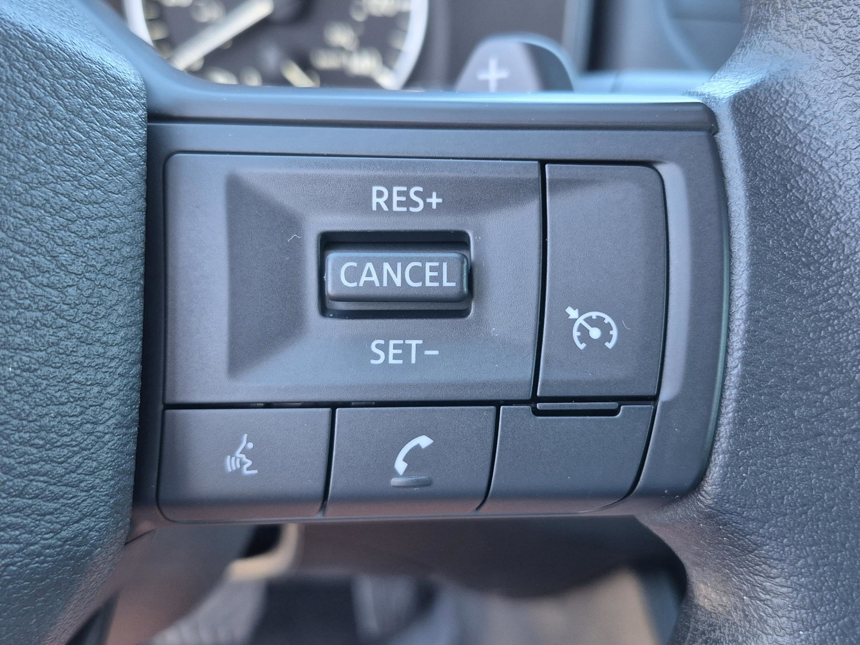 Certified 2025 Nissan Rogue S FWD image 30