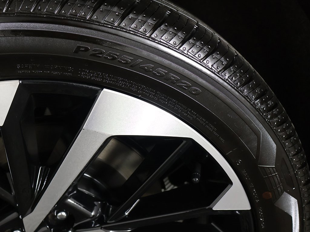 Used 2024 Mitsubishi Outlander SE Black Edition image 21