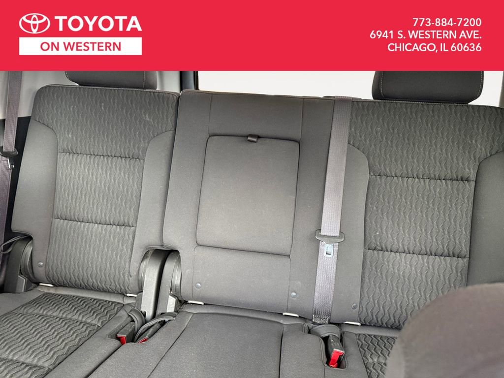 Used 2016 GMC Yukon SLE image 16