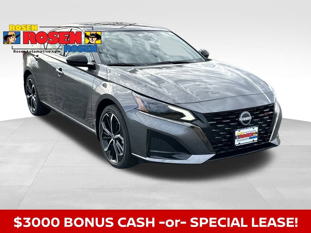 New 2025 Nissan Altima 2.5 SR w/ SR Premium Package image 7