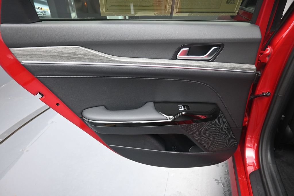 Used 2025 Kia K5 EX FWD image 29