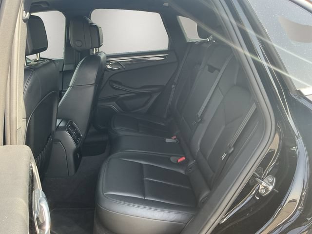 Used 2025 Porsche Macan AWD/4WD image 14