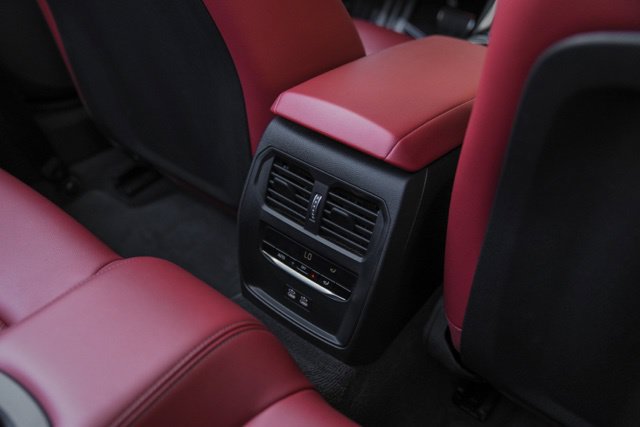 Used 2023 BMW M440i Convertible w/ Premium Package RWD image 34