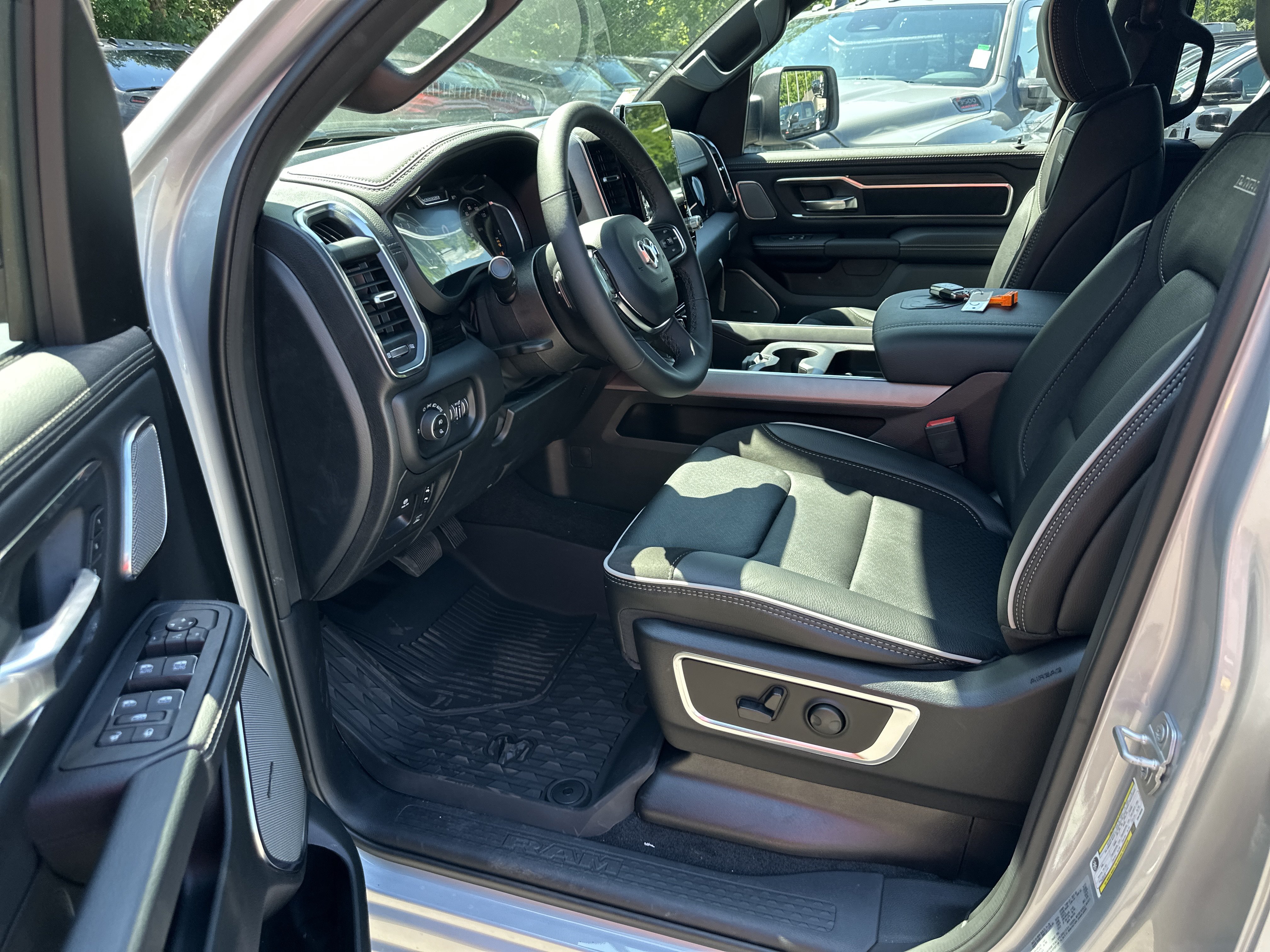 New 2026 RAM 1500 Laramie w/ Night Edition AWD/4WD image 28