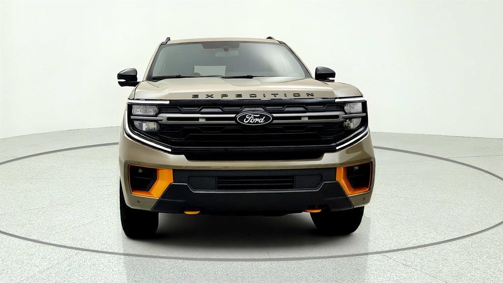 Used 2026 Ford Expedition Tremor AWD/4WD image 2