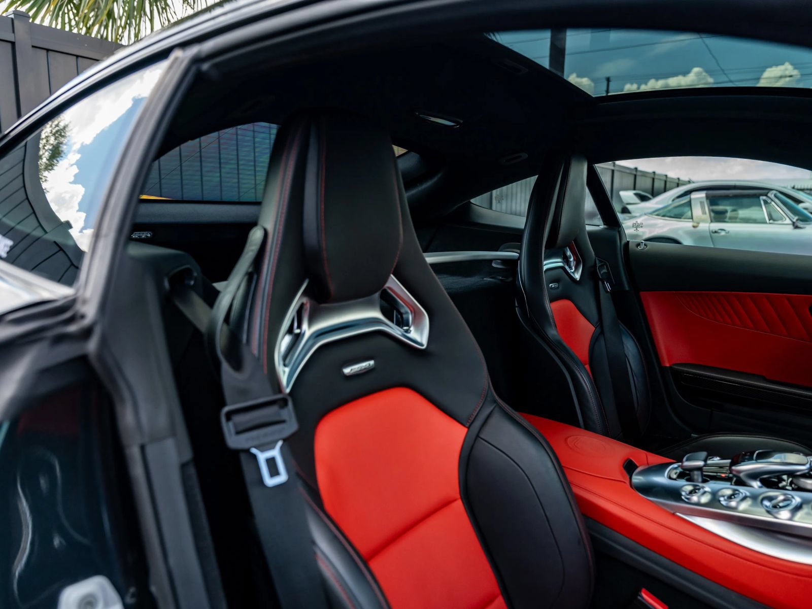 Used 2016 Mercedes-Benz AMG GT S image 18