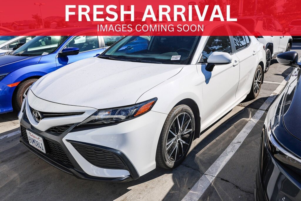 Certified 2021 Toyota Camry SE